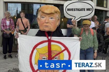 Obyvatelia Skotska protestovali proti navsteve Trumpa