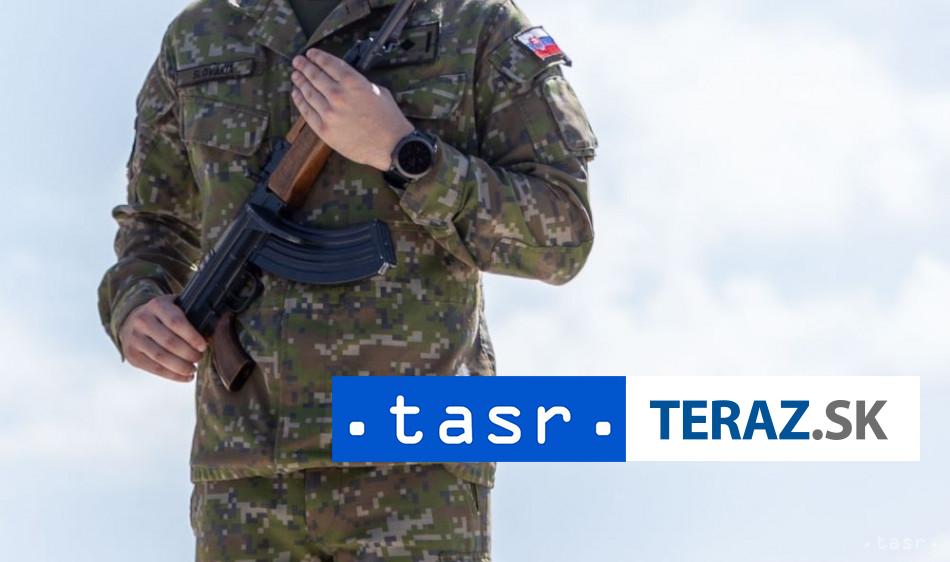 V SEREDI NAPADLI TROCH VOJAKOV Jeden je tazko zraneny