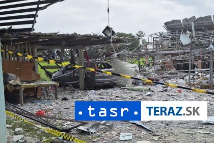 Vybuch v tovarni na pyrotechniku Devat obeti