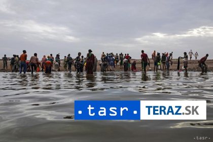 Britania zacne vraciavat niektorych migrantov do Francuzska