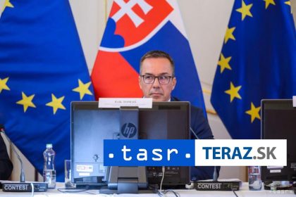 E Tomas Minimalna mzda bude 915 eur