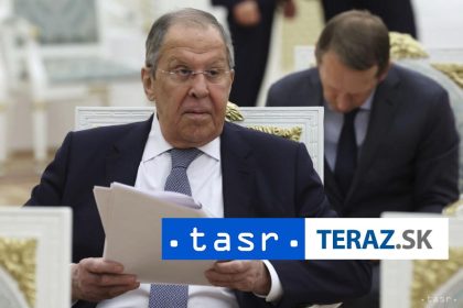 Lavrov Rusko neodmieta format rokovani o vojne
