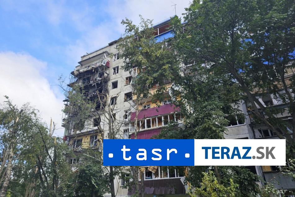 Ukrajina utocila v Rusku zasiahla rafineriu a dom