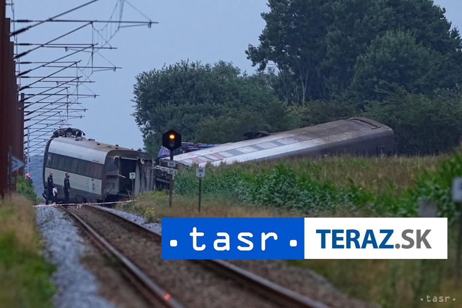 Vlak sa zrazil s vozidlom zomrel clovek zraneni su viaceri