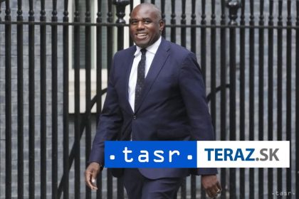 Doterajsi britsky minister zahranicia je novym vicepremierom