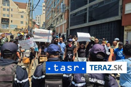 Na Madagaskare opat vypukli potycky medzi demonstrantmi a policiou