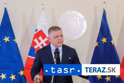 Premier Fico odovzdal cenu A Dubceka Grmanovi Banasovi a Telenskemu