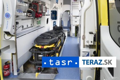 ZRUTILA SA NA NICH STRECHA Dve osoby sa vazne zranili