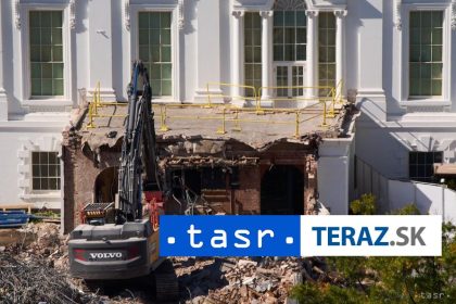 Agentura AP Vychodne kridlo Bieleho domu zburali