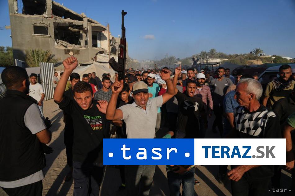 Izrael zacal utocit aj na juhu Pasma Gazy