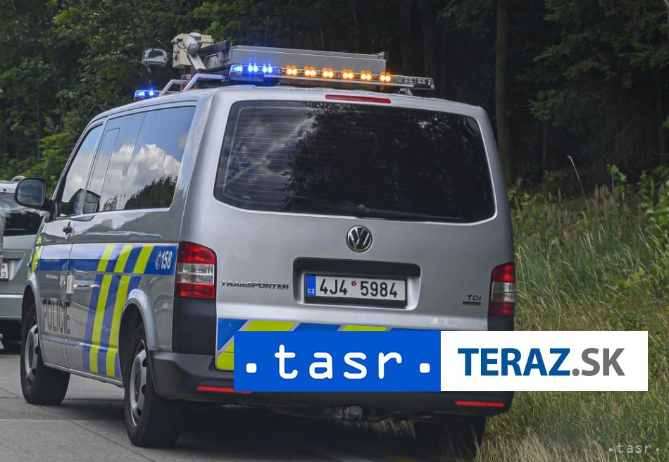 Policia zasahuje na letisku v Prahe pre anonym o dronoch