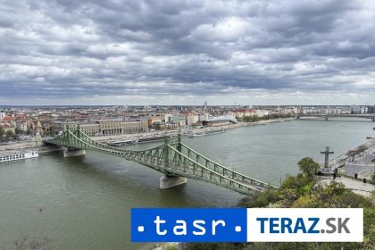 V Madarsku protestovali socialni pracovnici deravymi topankami