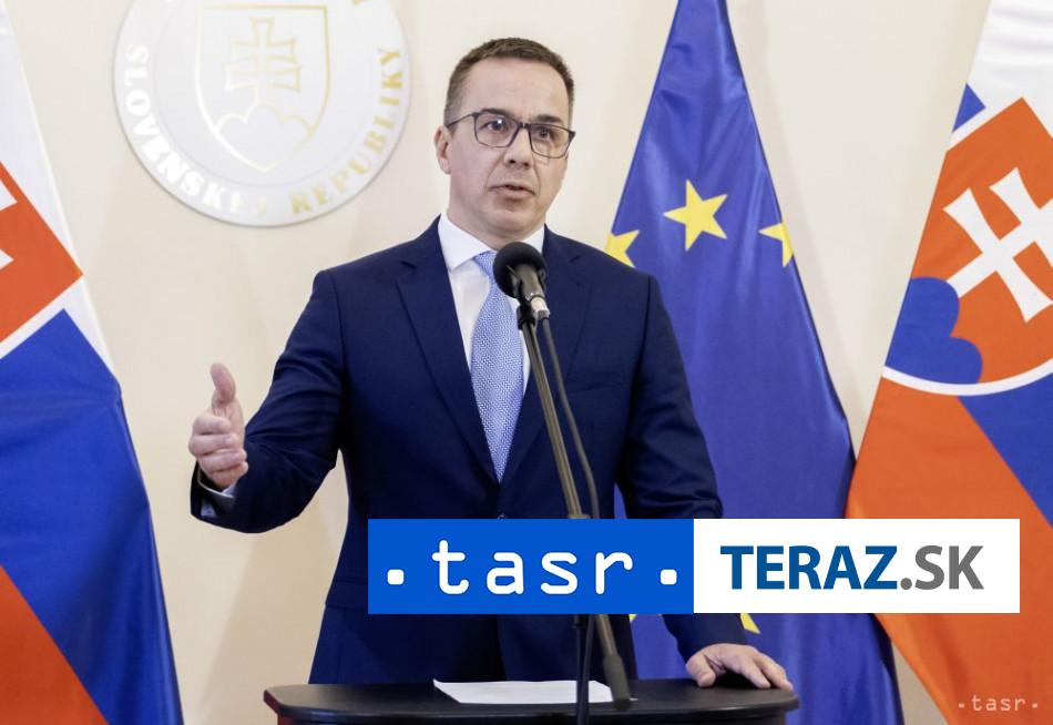 E Tomas odmietol zvyhodnenie samosprav v zakone