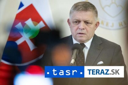 Fico predklada navrh na odvolanie vicepremiera P Kmeca