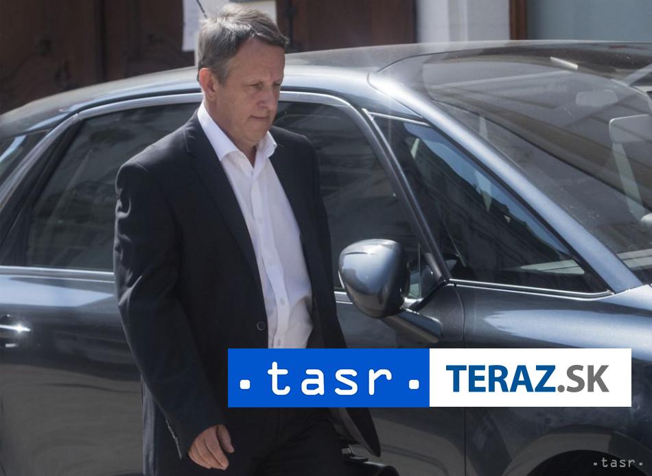 NSS oslobodil predsedu STS M Trubana od disciplinarneho navrhu