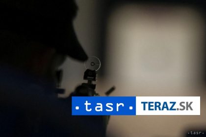 Ozbrojenci uniesli viac ako 220 skolacok a ucitelov z katolickej skoly