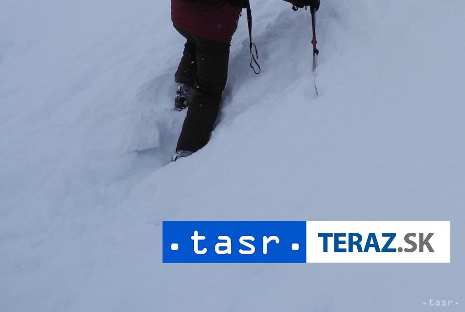 POZOR NA LAVINY Nebezpecenstvo pretrvava vo vysokych polohach Tatier