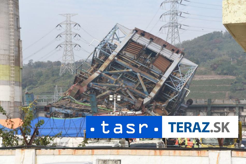 Tragedia v elektrarni Pri pade veze zahynula osoba