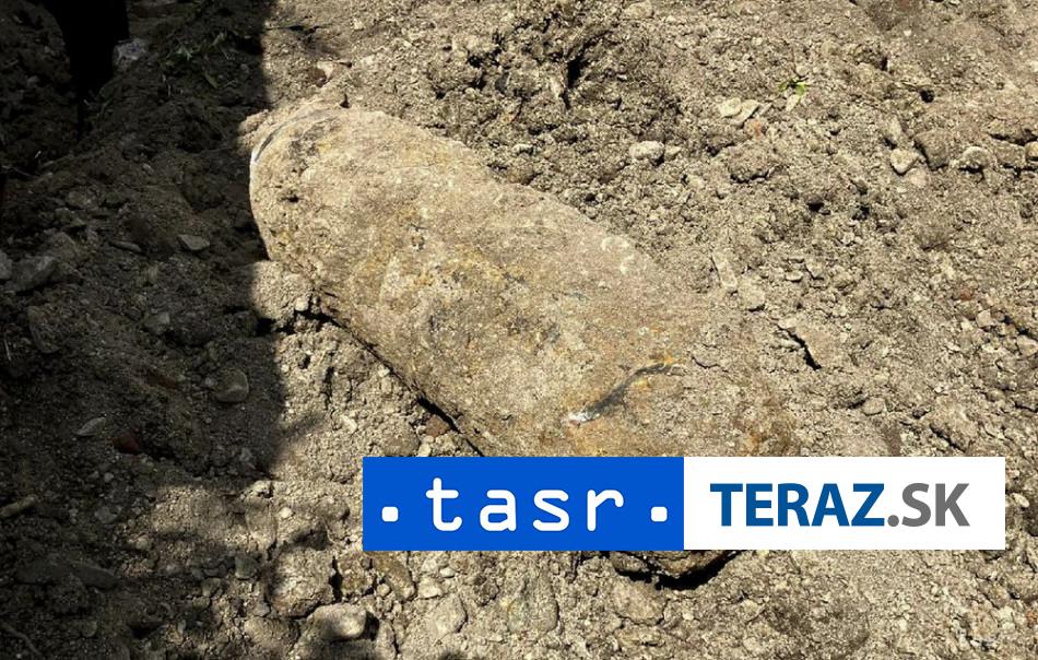 V Koline evakuovali 6000 ludi pri zneskodnovani bomb