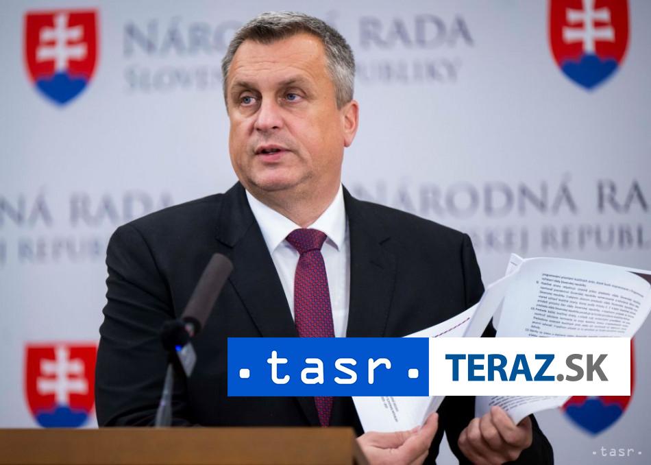 Danko Prezident stratil doveru SNS