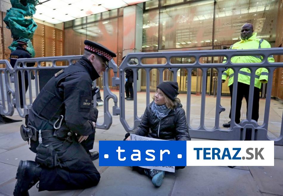 Greta Thunbergova bola po zadrzani v Londyne prepustena na kauciu