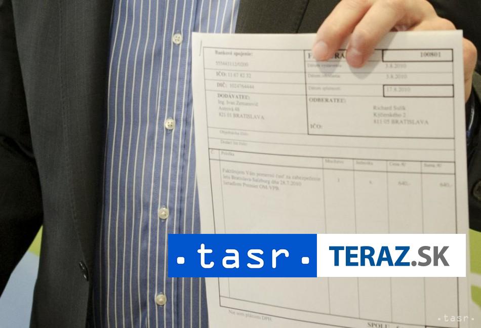 Od roku 2027 budu firmy povinne vystavovat e faktury