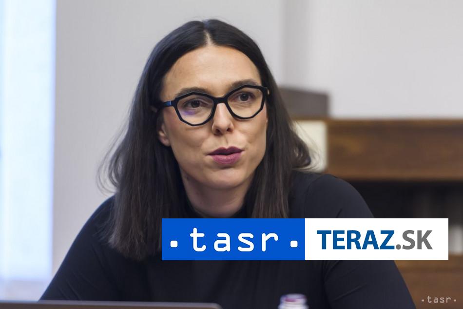 Poslanci sa v stredu vecer venovali novele zakona o Envirofonde