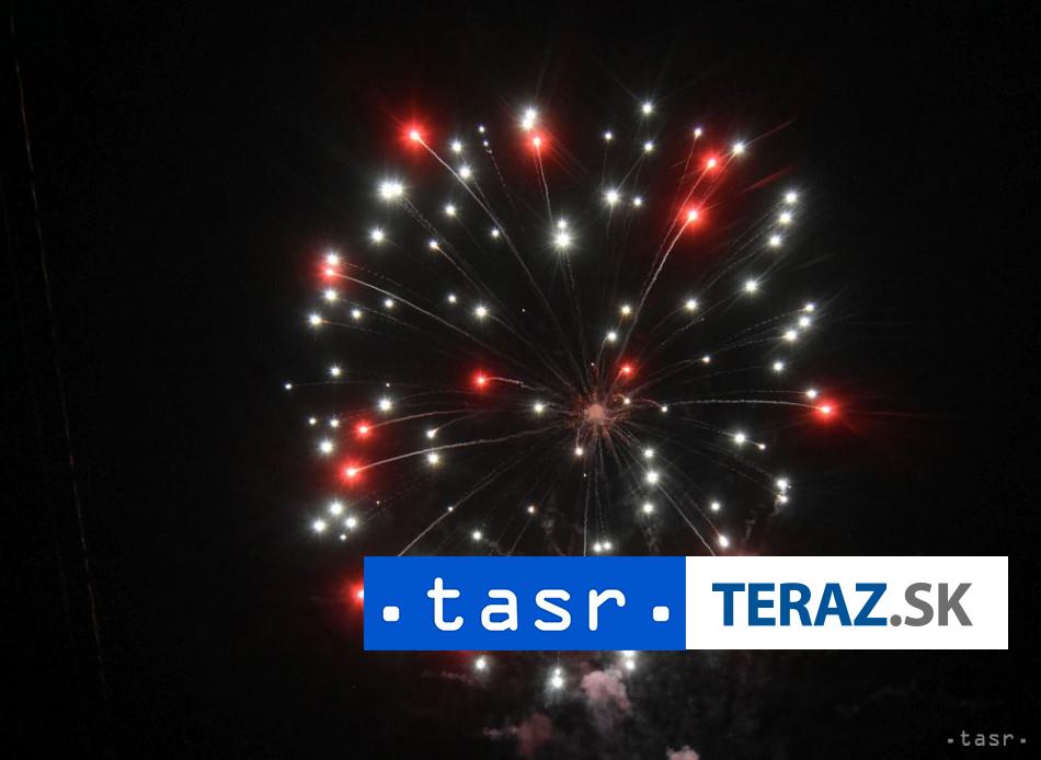 VELKY ULOVOK Policia zaistila tri tony zabavnej pyrotechniky