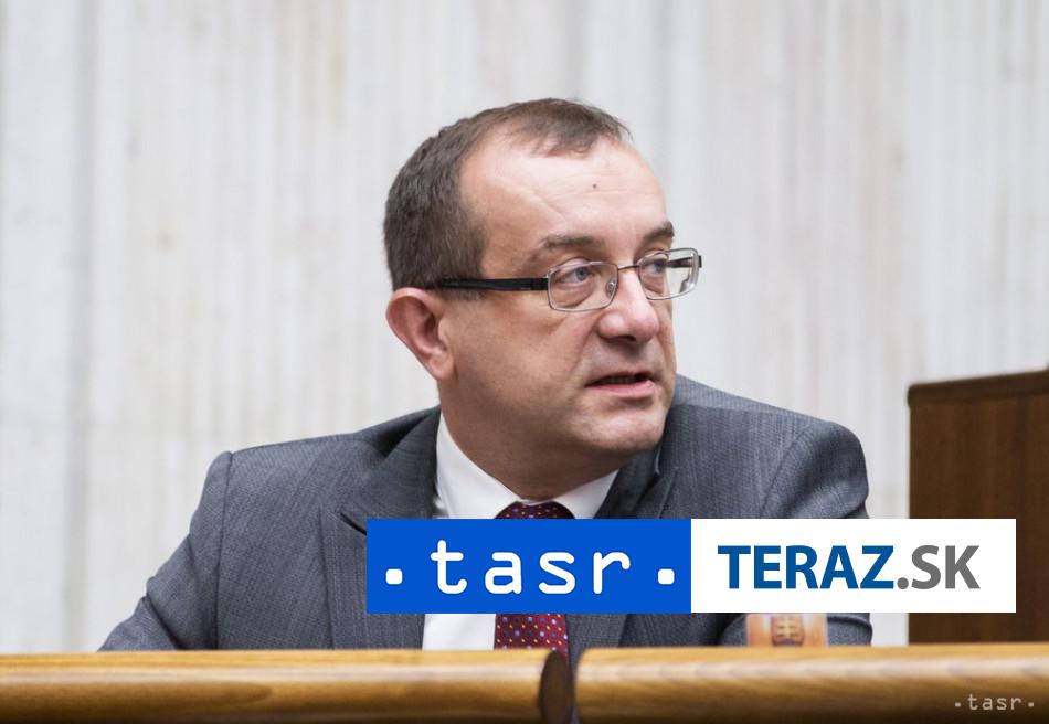 Zmeny ochrany oznamovatelov ma riesit predkladatel