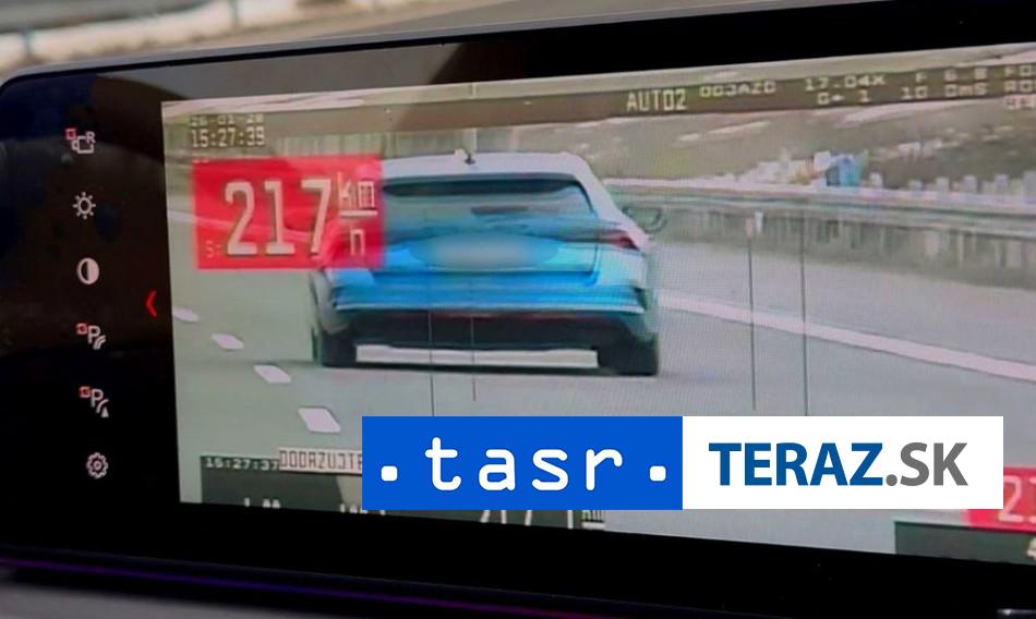 CESTNY PIRAT NA dialnici sa pohyboval rychlostou 217 kilometrov za hodinu