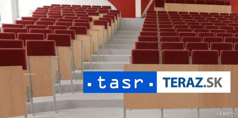 Prieskum Studenti su so studiom na vysokych skolach spokojni