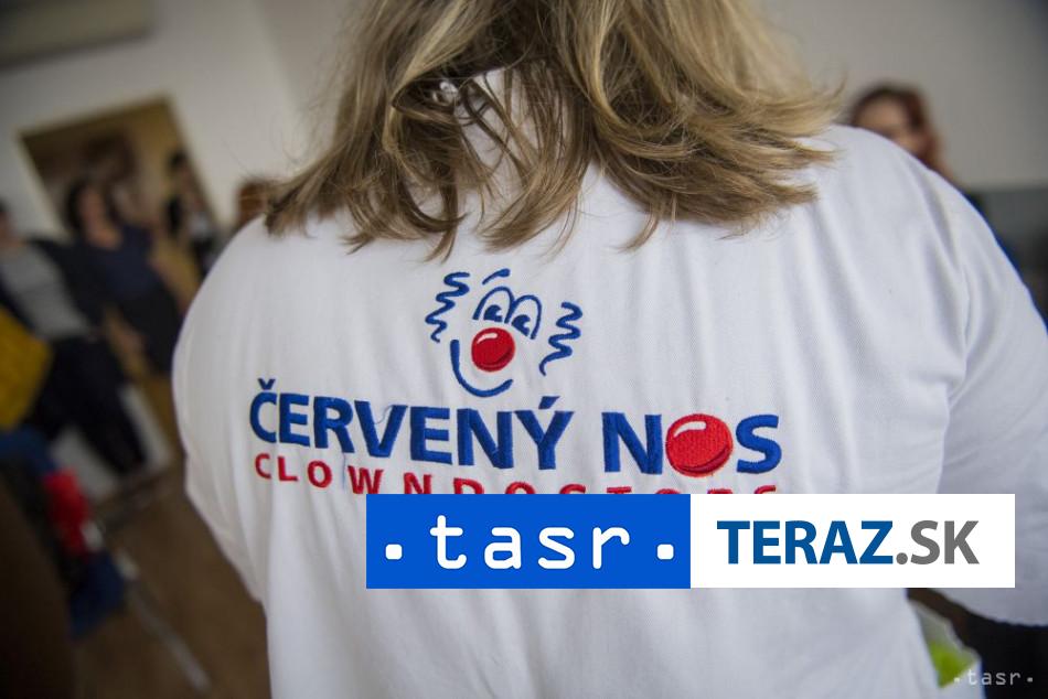 Zdravotnych klaunov mozno podporit aj cez zalohomaty