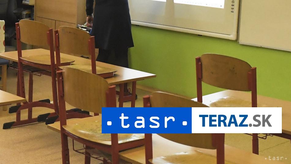 Ziaci sa po vianocnych prazdninach vratia do skol