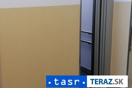 DRAMA V OBLAKOCH VO vytahu mrakodrapu uviazlo 20 ludi