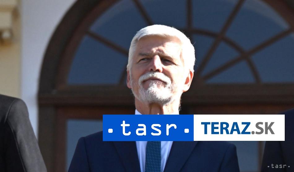 PRIESKUM Polovica Cechov si mysli ze Pavel by mal kandidovat znova