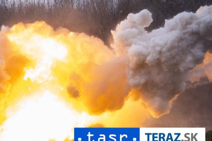 Rusky dron zasiahlo vedla autobusu a zabil 12 ludi