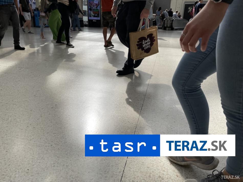 Dronovy utok sposobil poziar na medzinarodnom letisku v Kuvajte