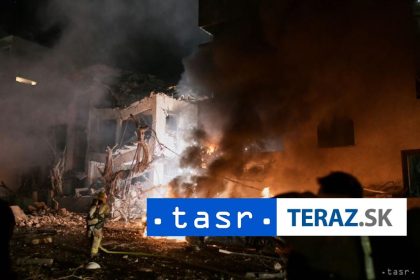 Iran vypalil dalsie rakety na Izrael hlasia najmenej 11 zranenych