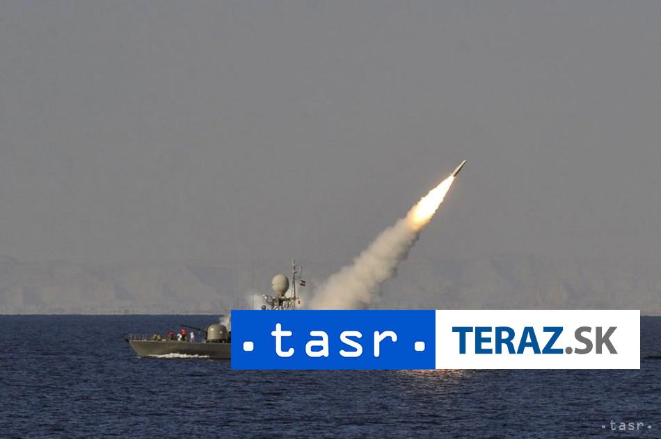 Nabrezie pristavneho mesta nedaleko Hormuzskeho prielivu bolo zasiahnute