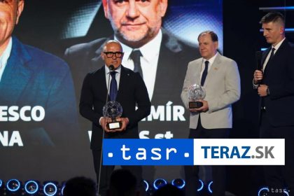 Po 8 rokoch ma anketa futbaloveho trenera roka dvoch vyhercov