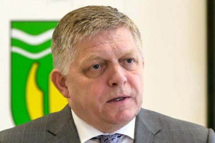 Vlada chce rokovanie s UVO dlhe kontroly obstaravani jej prekazaju