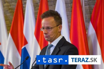 Orbnova vyzvala Szijjartoa aby prestal s nicenim dokumentov