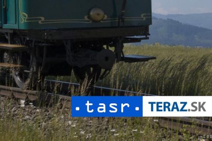 Pri vykolajeni vlaku v Rusku sa zranilo najmenej 22 osob