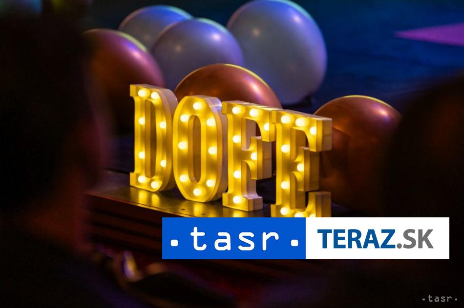 VIDEO Cenu vojvodu z Edinburghu si prevzalo takmer 200 mladych ludi