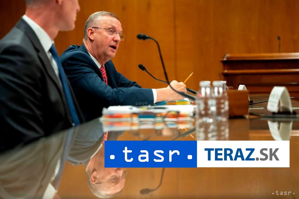 Narodna rada schvalila zakon o financovani DHS a ukoncenie uzavretia statneho rozpoctu