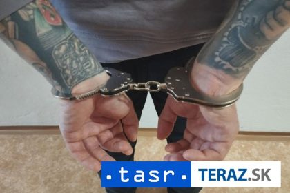 AGRESIVNY UKRAJINEC V Poprade skrtil muza a udieral ho do hlavy