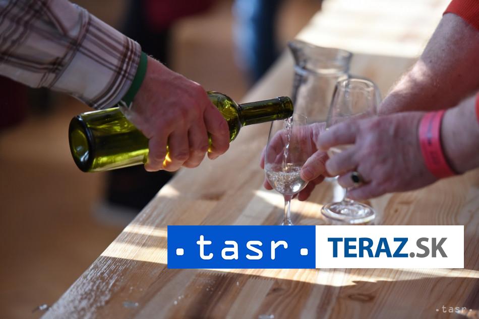 Lekar Ludia by sa pocas horucav mali vyhybat tazkym jedlam a alkoholu