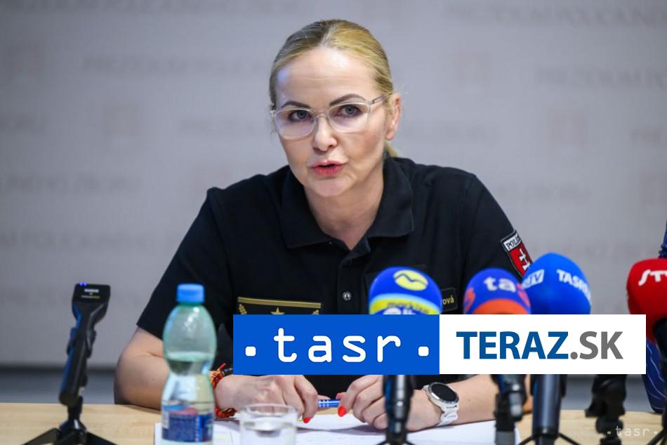 Maskarova Zameriavame sa na ludi ktori sa plne nevenuju jazde autom