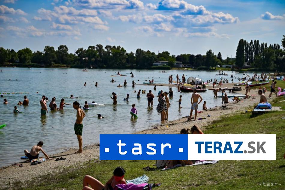 Pri kupani zahynulo v Nemecku od piatku 15 osob vratane deti