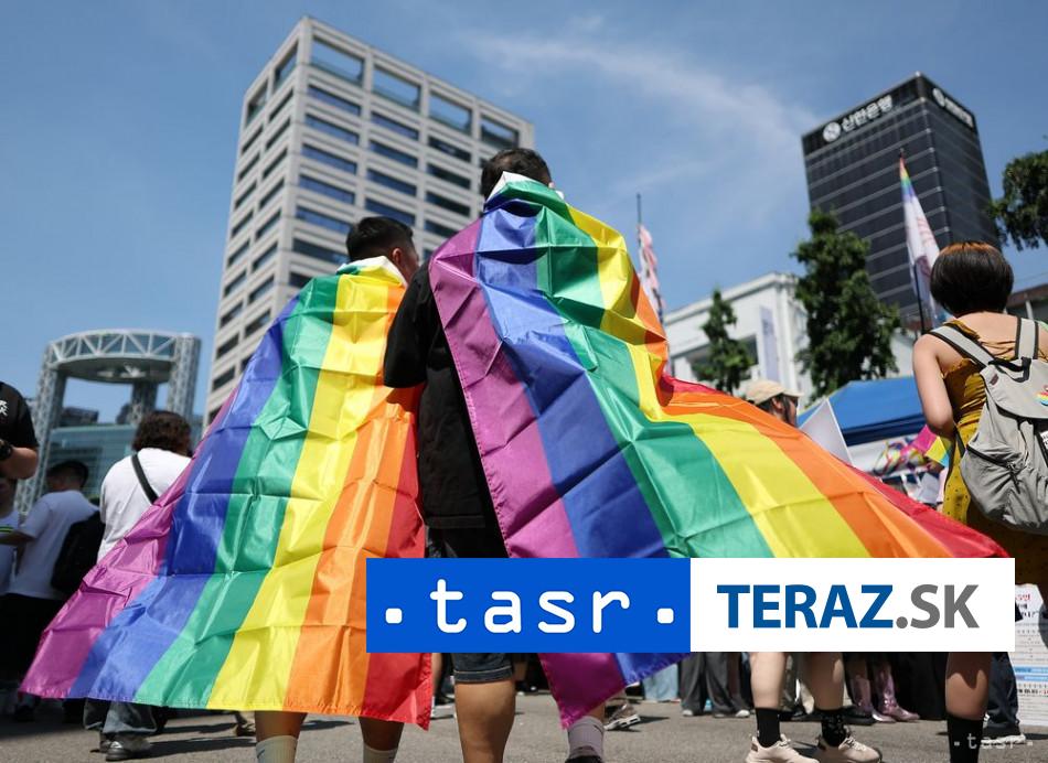 V Korei sa zhromazdili tisice ludi na pochode Pride a proti nemu
